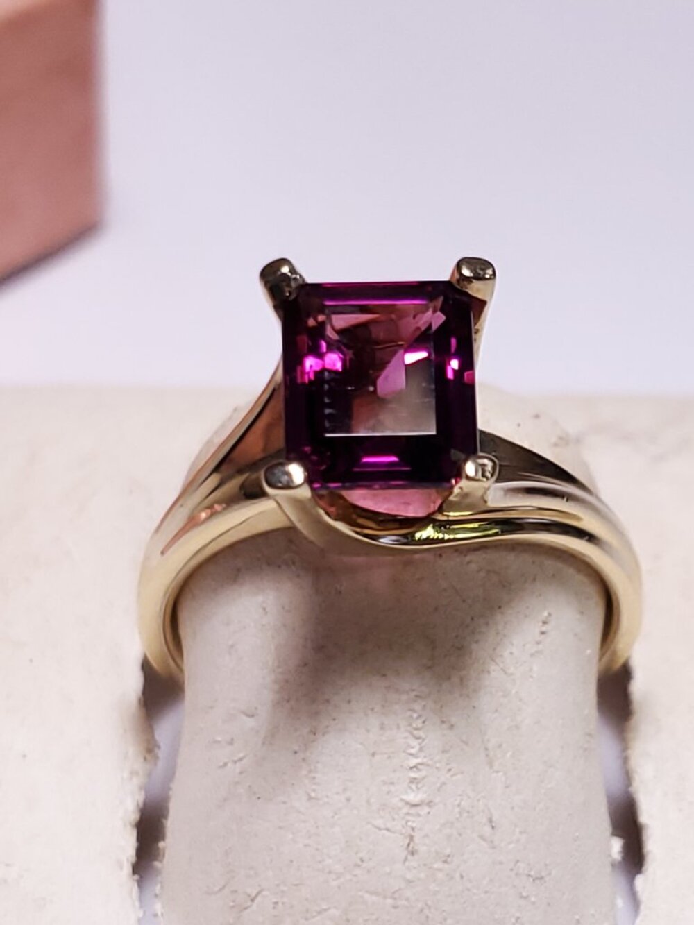 Estate 2.25ct Emerald cut AAA Rhodolite Garnet 14Kt YG Stuller twist Ring #24972